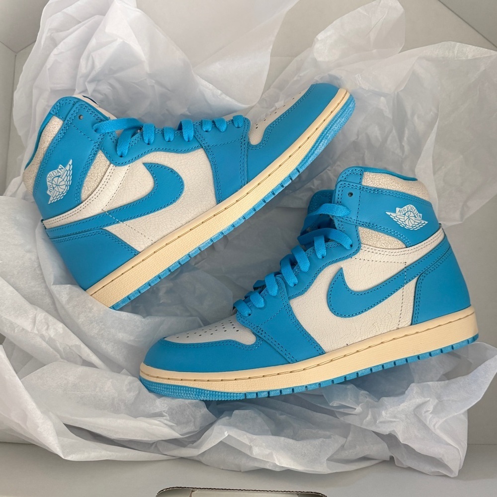 Jordan 1 high unc
Brand new - Picture 2 of 8